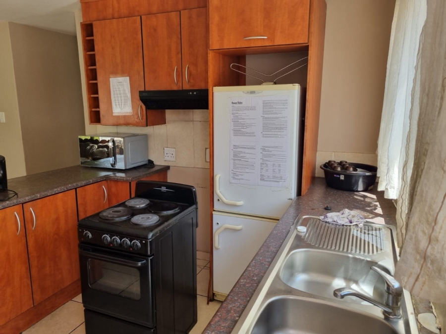 5 Bedroom Property for Sale in Brandwag Free State